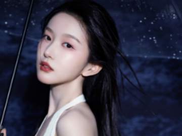 王祖贤现身上海：眉眼美丽气质优雅，时光难掩女神风采